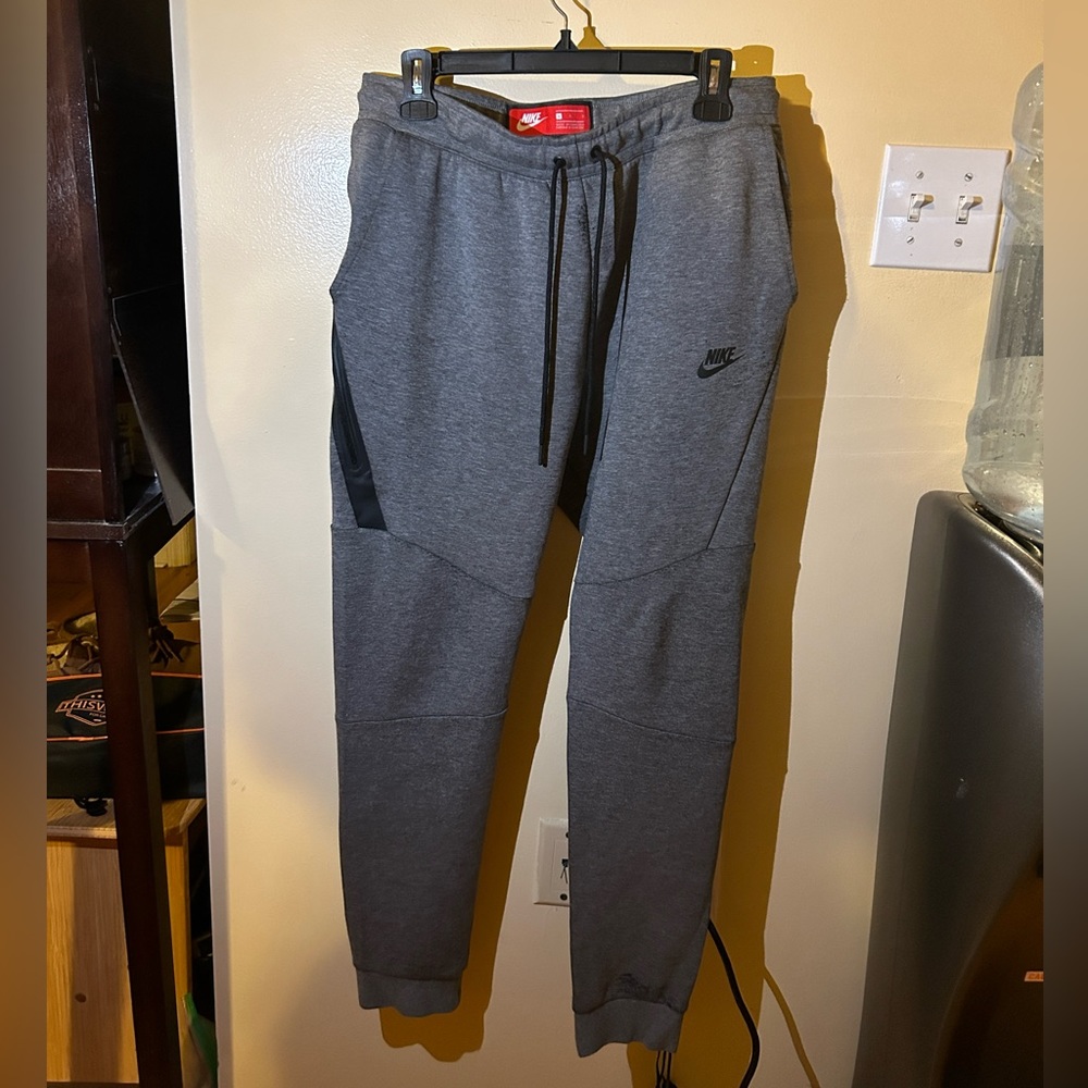 Nike tech pants grey